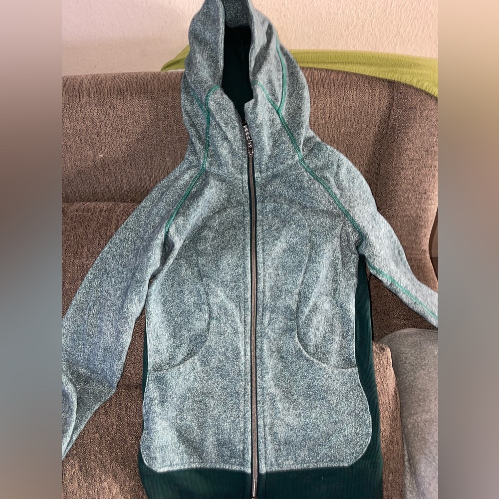Lululemon scuba jacket